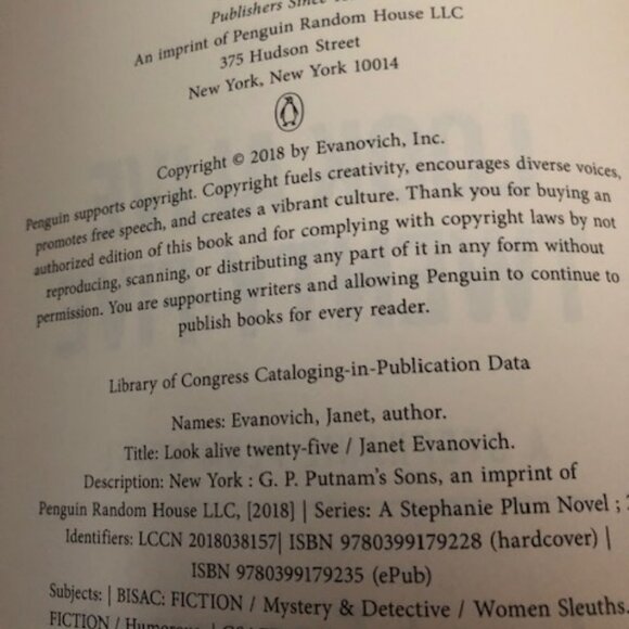 Janet Evanovich 5 Hardcover Mystery Books - Picture 11 of 11